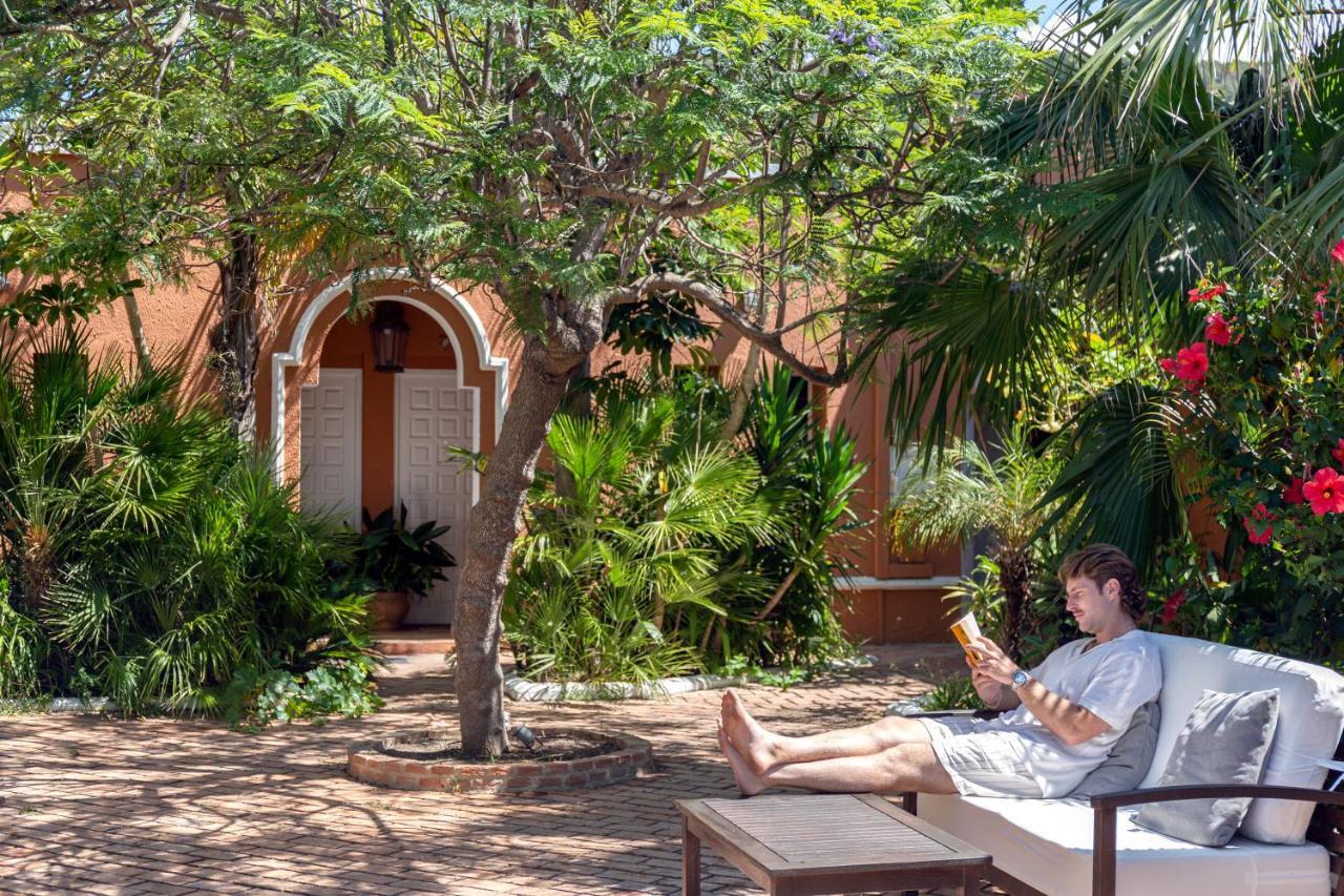 Hotel Madreselva - Grupo Califa Los Canos De Meca Zewnętrze zdjęcie