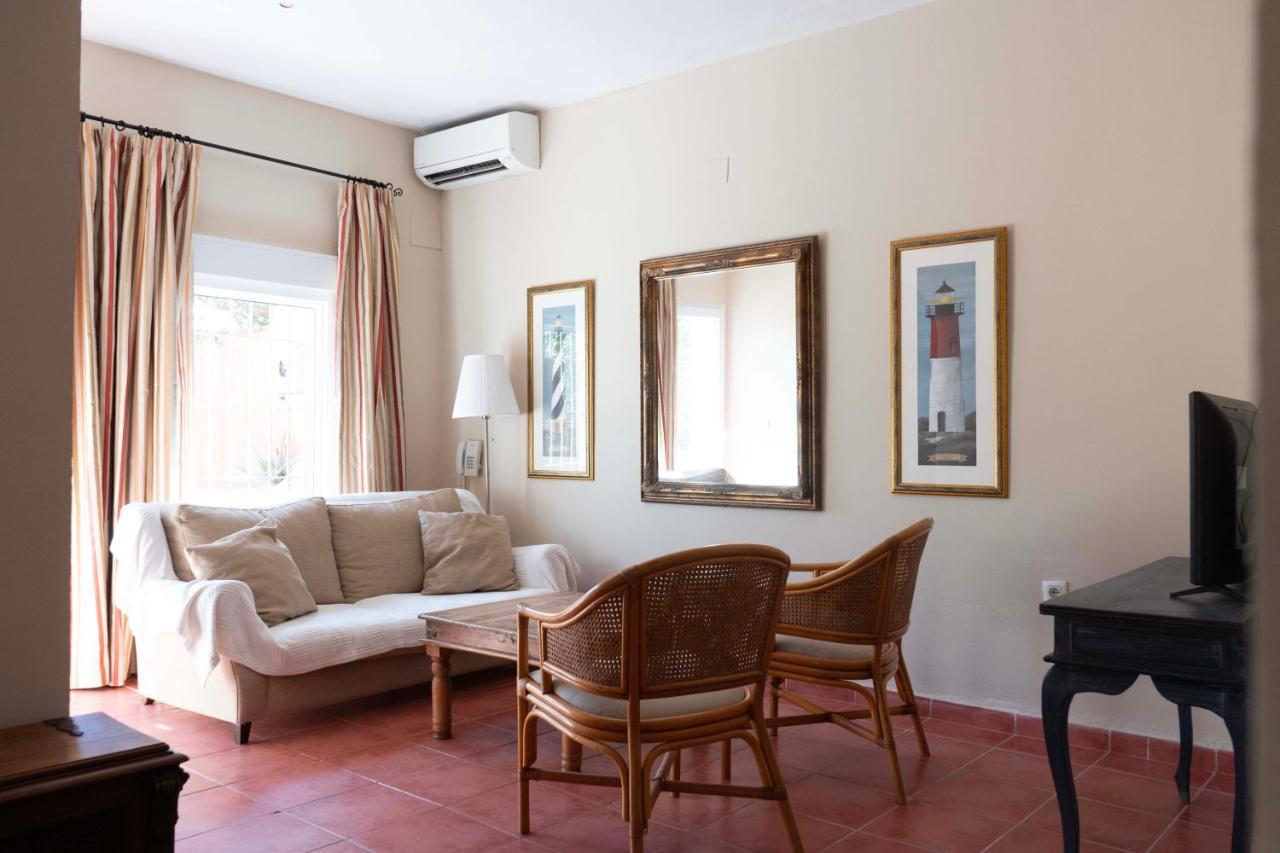 Hotel Madreselva - Grupo Califa Los Canos De Meca Zewnętrze zdjęcie